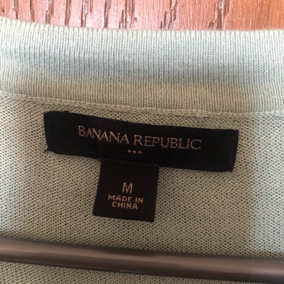 Banana Republic button down cardigan - Picture 3 of 7